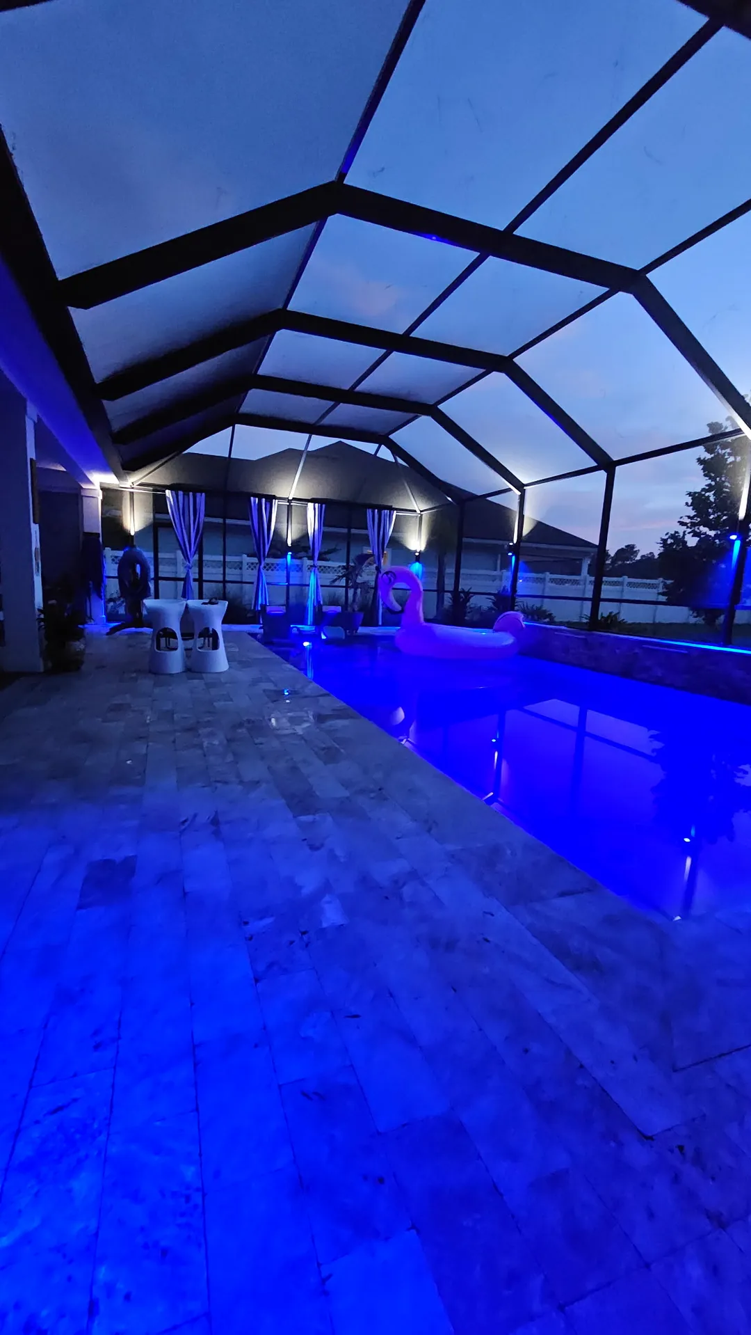 The spa end of the pool run blue