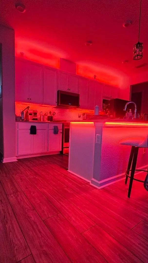 A third kitchen and bar, run red