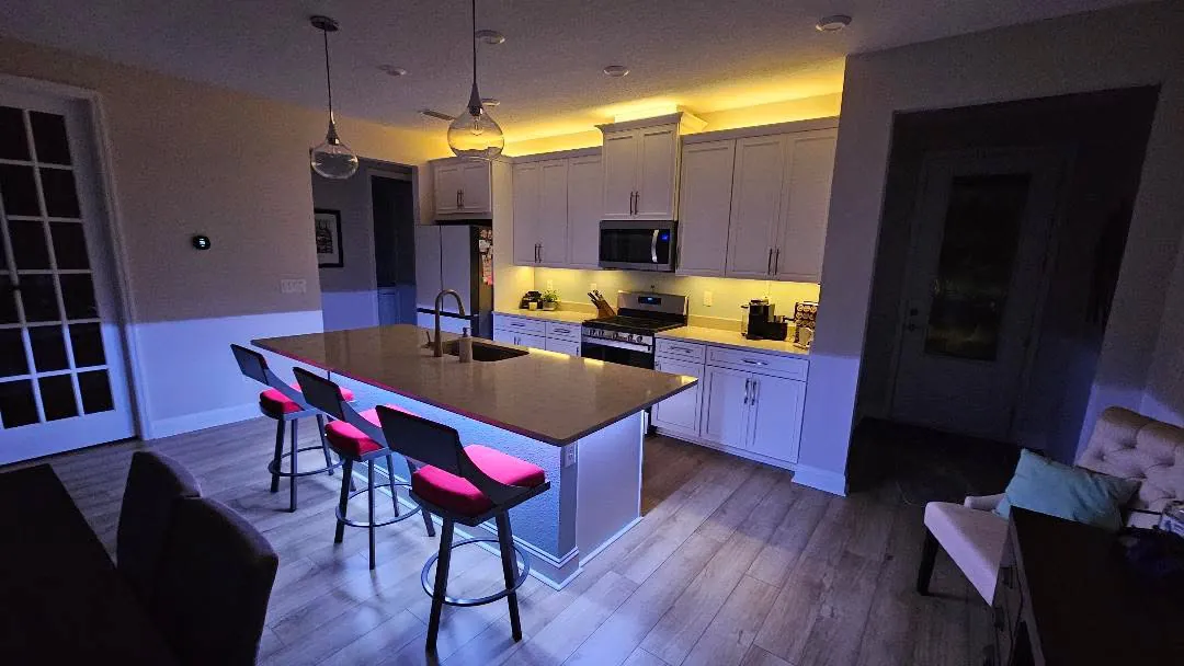Kitchen and bar seating with colour accents